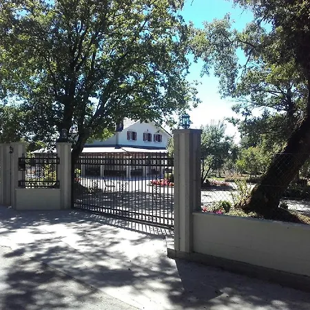 Albaredo Holiday home Villamea